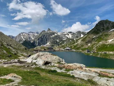 Exploring the Great and Little St Bernard Passes