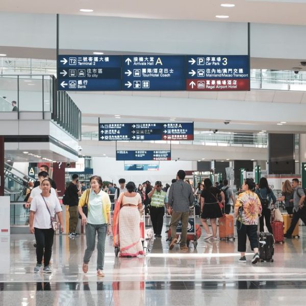 Japan Airport Tips: Land, Clear Customs, and Get to Tokyo Without Wasting an Hour Japan Airport Tips: Land, Clear Customs, and Get to Tokyo Without Wasting an Hour