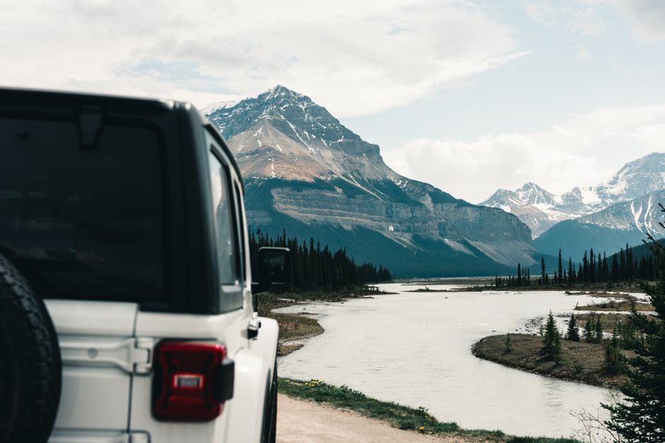 Breathtaking view of the Canadian Rockies during a road trip in Jasper, Alberta.