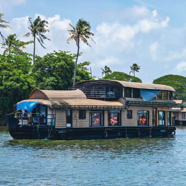 Travel Itinerary Kerala: Kerala Itinerary Without the Tourist Trap Tax: A 10-Day Route Travel Itinerary Kerala: Kerala Itinerary Without the Tourist Trap Tax: A 10-Day Route